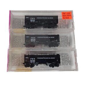 Micro-Trains N Scale #86012-2 Chesapeake & Ohio 33' Twin Bay Hopper 3 Pack New